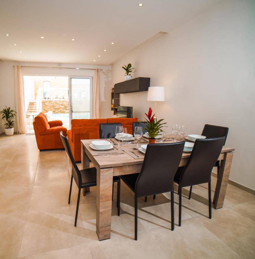 Narcisone Holiday Home Kerċem Екстериор снимка